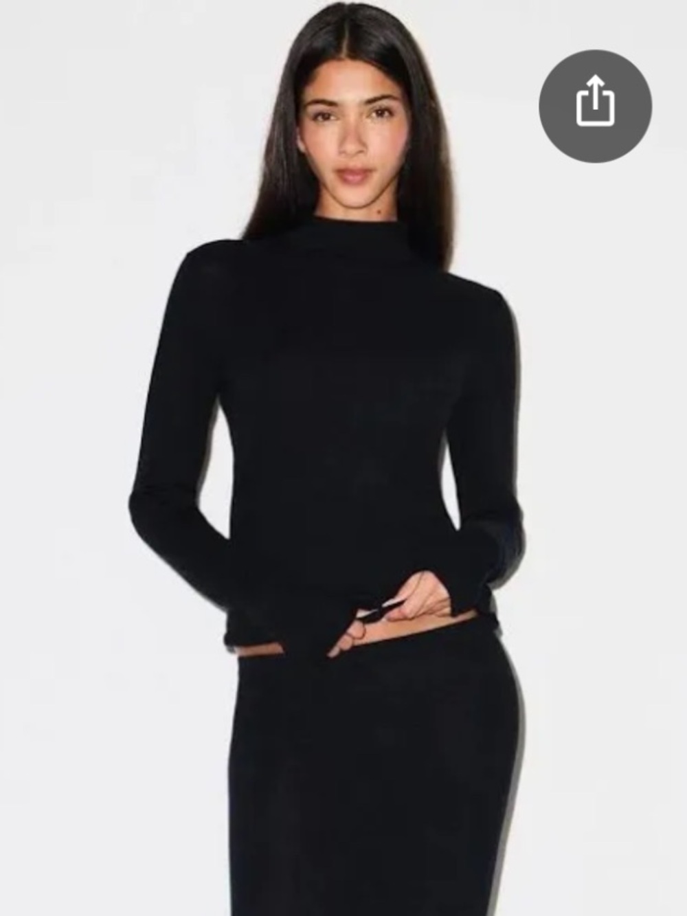 SKIMS NWT Featherweight  Cashmere Turtleneck - Onyx